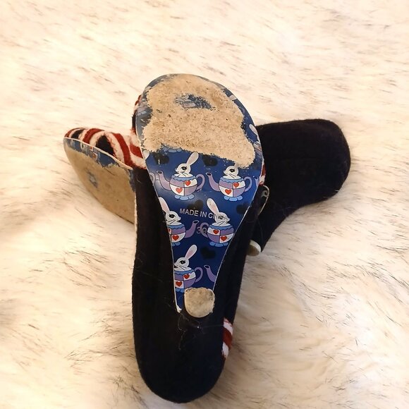 IRREGULAR CHOICE - Union Jack Pumps - Picture 7 of 10